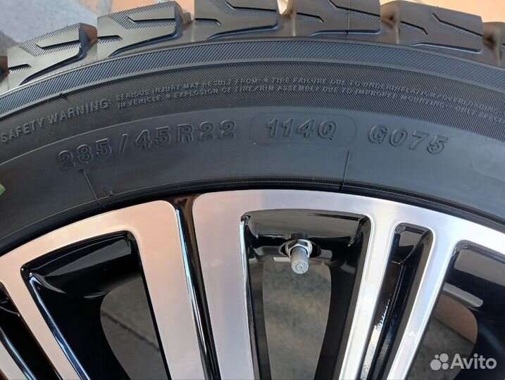 Новые GLS Maybach зима оригинал Yokohama