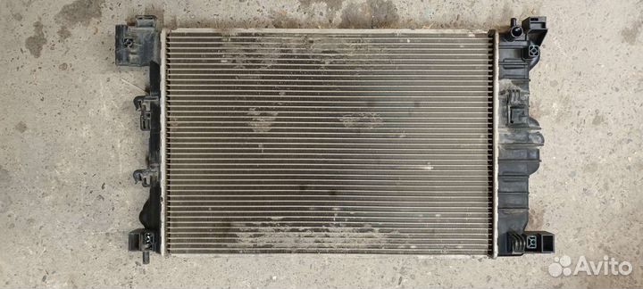 Радиатор кондиционера и двигателя Шевроле - авео