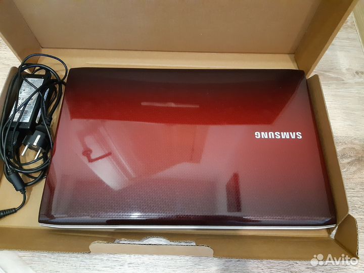 Ноутбук Samsung R730
