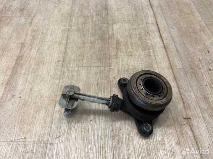 Выжимной подшипник Renault Megane 2 BM1R K4MD812