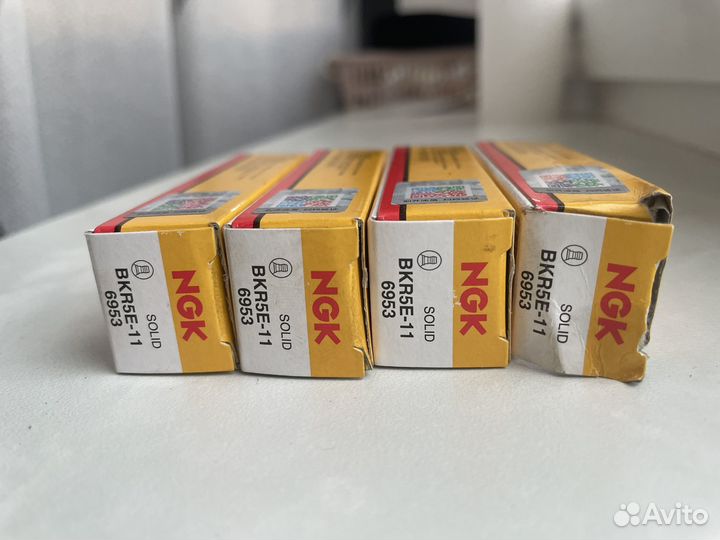 Свечи зажигания ngk