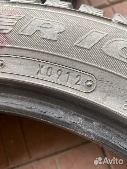 Dunlop SP Winter Ice 01 215/50 R17 95T