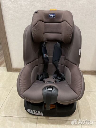 Детское автокресло Chicco Universal