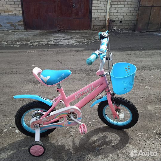 Продаю детский велосипед отличное состояние