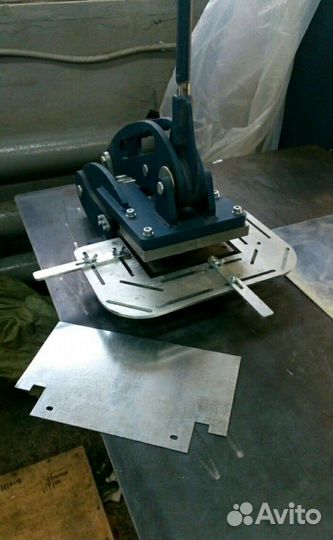 Угловырубной станок для кассет К100 и К200