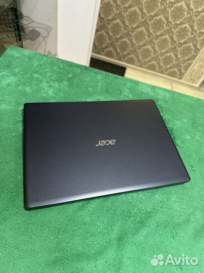 Acer Ryzen 5 3500, 8Gb, SSD 256GB, Vega 8 2Gb