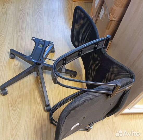 Кресло руководителя Easy Chair 655 ттw,ткан/сетка