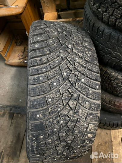 Pirelli Scorpion Ice Zero 2 255/50 R19 107H