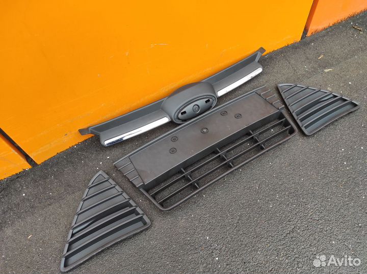 Решетка радиатора и бампера Ford Focus 3 2013