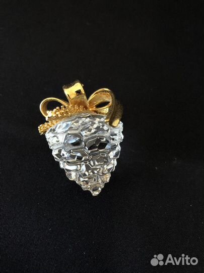 Статуэтка малинка / ягодка. Бронза.Стекло