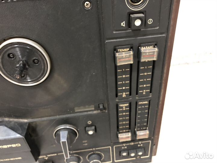 Катушечный магнитофон Сатурн 202-2