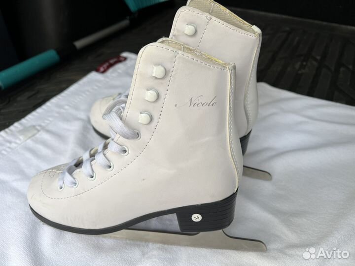 Коньки фигурные детские 34 размер