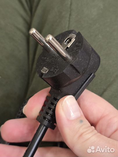 Зарядное устройство для ноутбука