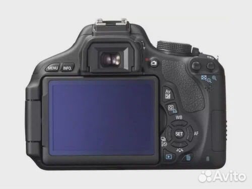 Canon EOS 600D kit 18-55mm II