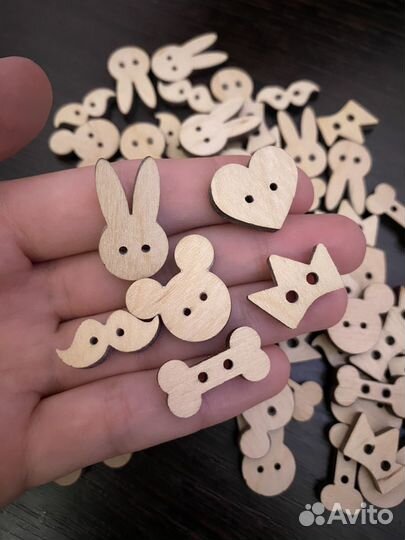 Деревянные пуговицы для шитья детских вещей