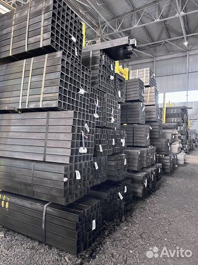 Профильная труба 40х20х3