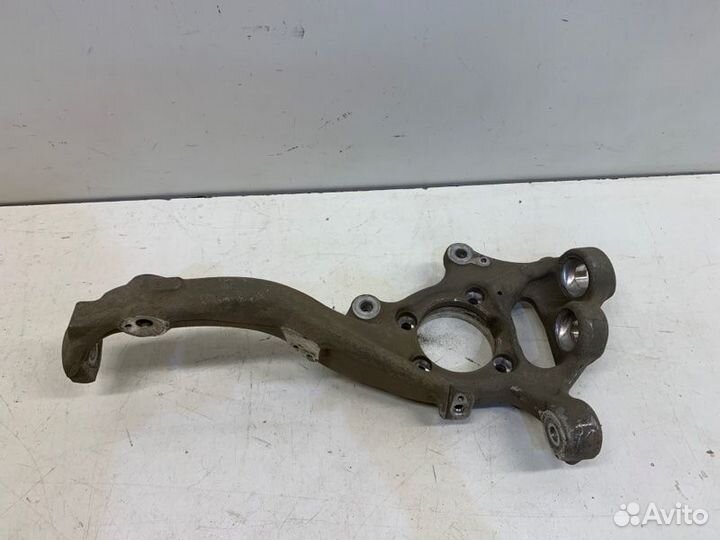 Кулак поворотный передний правый Mercedes-Benz Glc