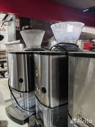 Машинка для колки льда 220v