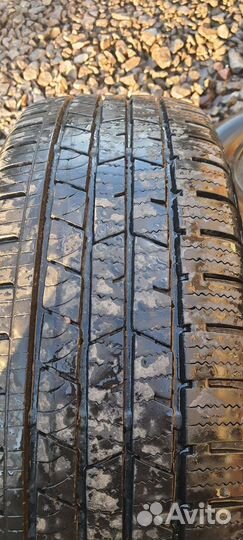 Continental ContiCrossContact LX 215/65 R16
