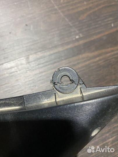 Левая накладка под сиденьем kawasaki Versys 650