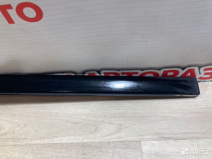 Молдинг крыши левый Renault Megane 3 хэтчбек 2012