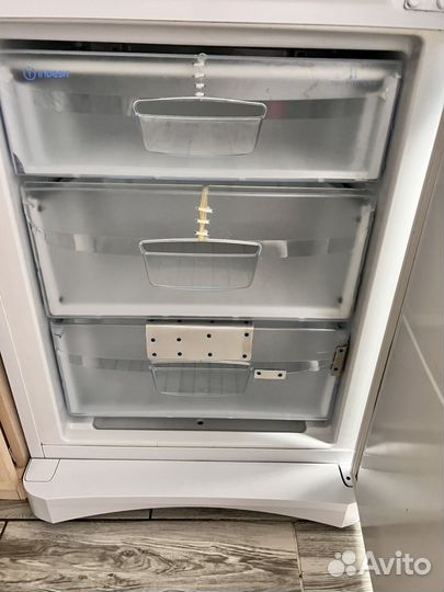 Холодильник