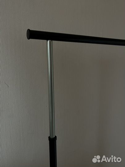 Вешалка напольная на колесах IKEA ригга