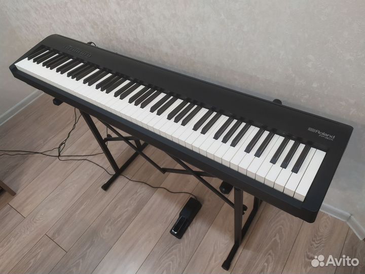 Цифровое пианино Roland FP-30X-BK, чёрное