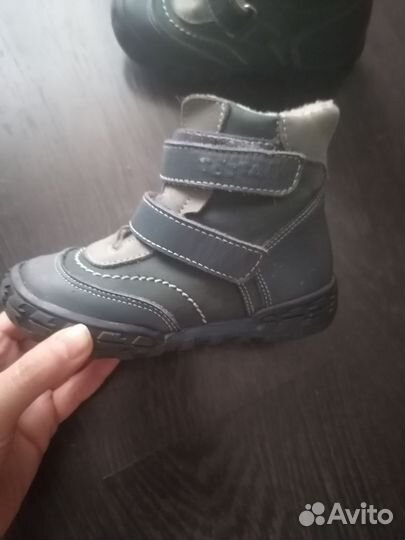 Ботинки демисезонные для мальчика 24