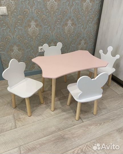 Детский стол и стул