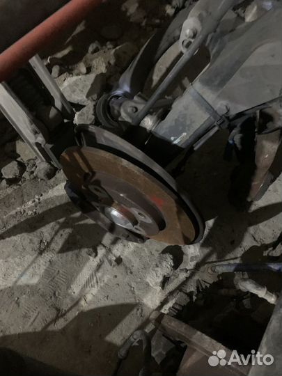 Балка подвески задняя peugeot 206 пежо 206