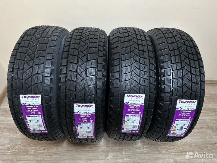 Tourador Winter Pro TSS1 235/50 R18 97T