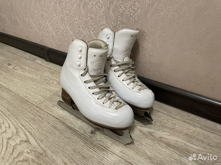 Фигурные коньки risport Excellence размер 210