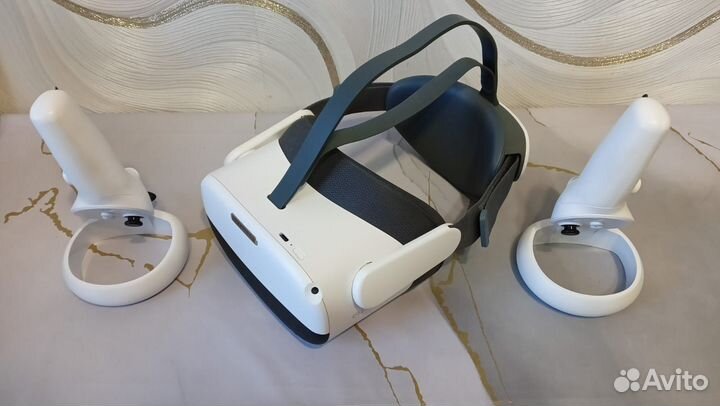 Шлем виртуальной реальности Pico neo 3