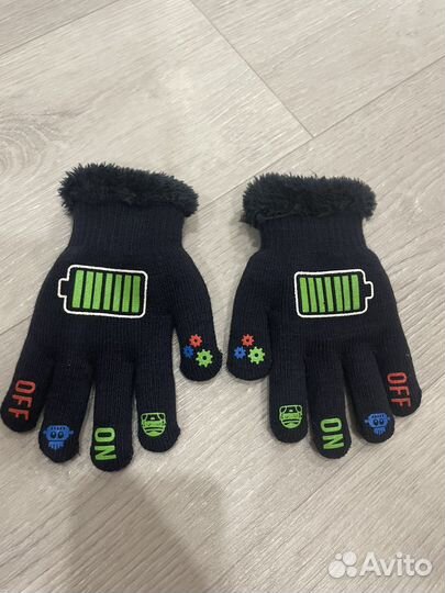 Перчатки детские новые