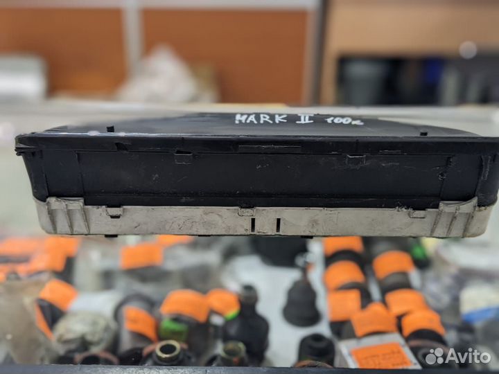 Панель приборов Toyota Marc2