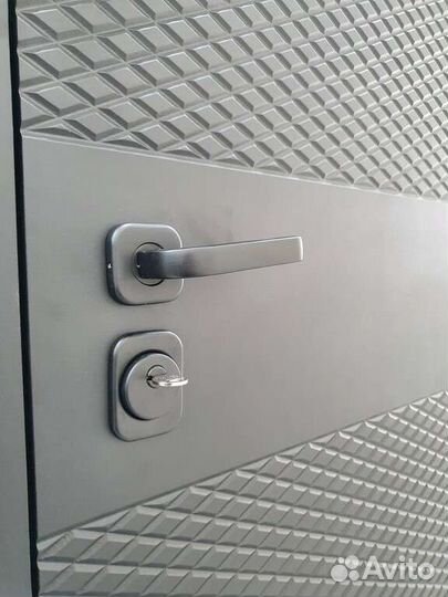 Дверь входная Флорида зеркало