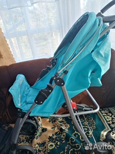 Прогулочная коляска
