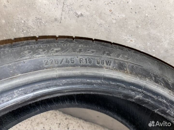 Pirelli Scorpion 225/45 R19