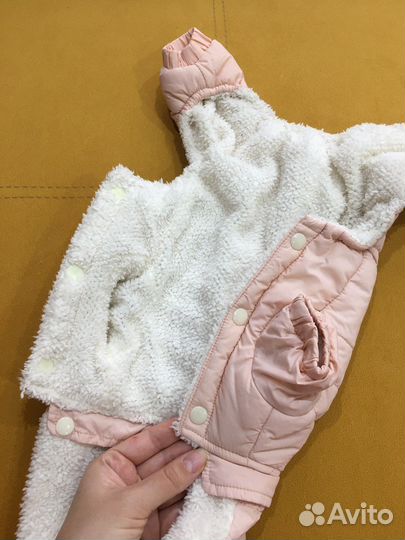 Пуховичок на маленькую собачку