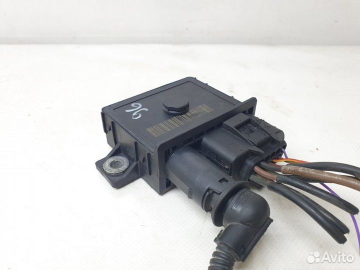 Реле свечей накала Bmw 3-Series E90 3.0D 2011