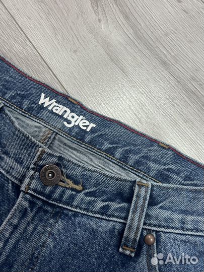 Джинсы wrangler