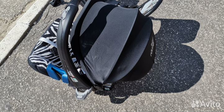 Детское автокресло römer с базой Iso-FIX 0+