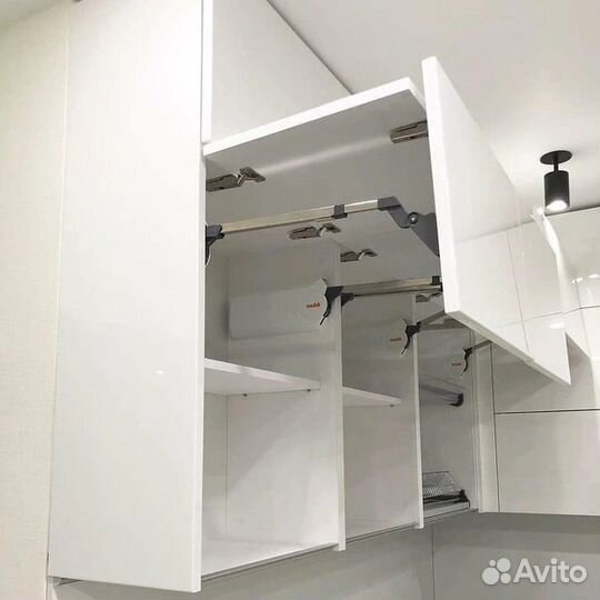 Кухня в современном стиле