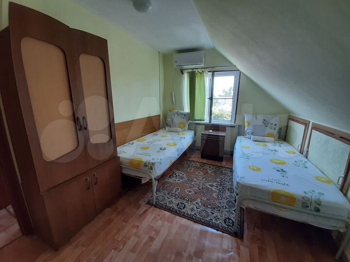 Дом 64 м² на участке 5,5 сот.