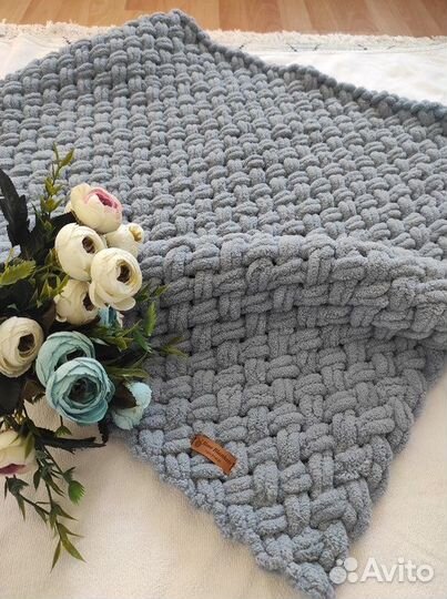 Детский плед вязаный из пряжи Ализе пуффи