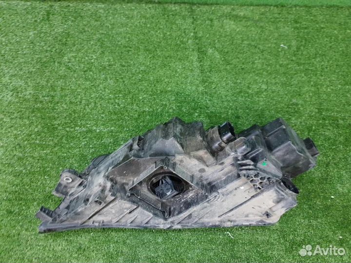 Фара правая Skoda Octavia A7 (2017-2020) LED