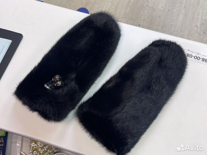 Варежки из норки черной