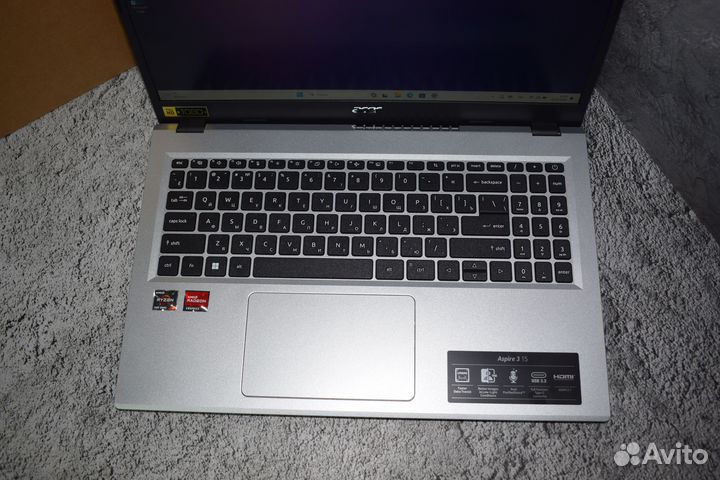 Новый ноутбук acer на Ryzen 3 7320U/ 8 gb/ IPS
