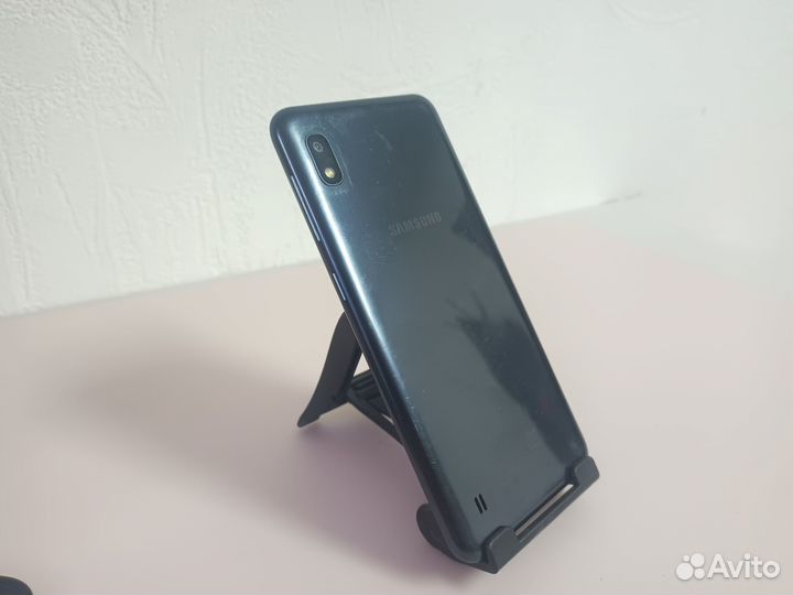 Samsung Galaxy A10, 2/32 ГБ